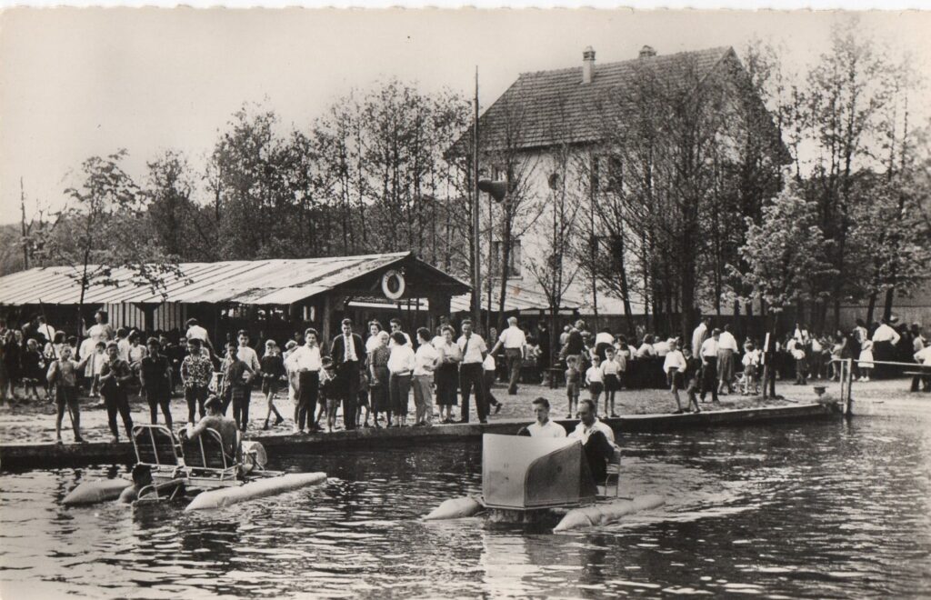 Carte Postale La Belle Escale ( (non Datée )